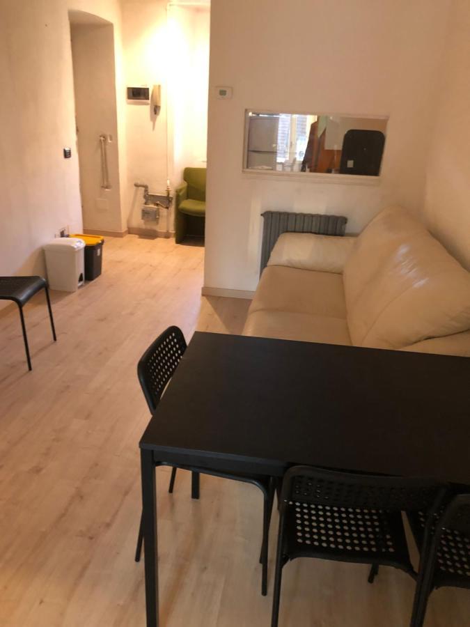Charming 1-Bed Apartment In Milano المظهر الخارجي الصورة